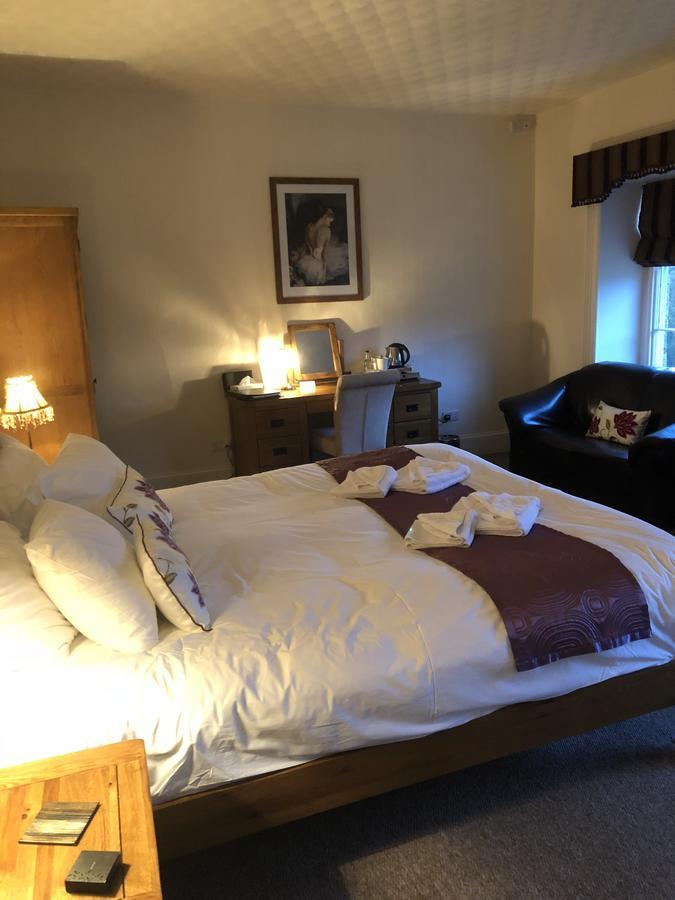 מלון Maentwrog The Oakeley Arms מראה חיצוני תמונה