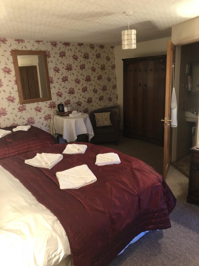 מלון Maentwrog The Oakeley Arms מראה חיצוני תמונה